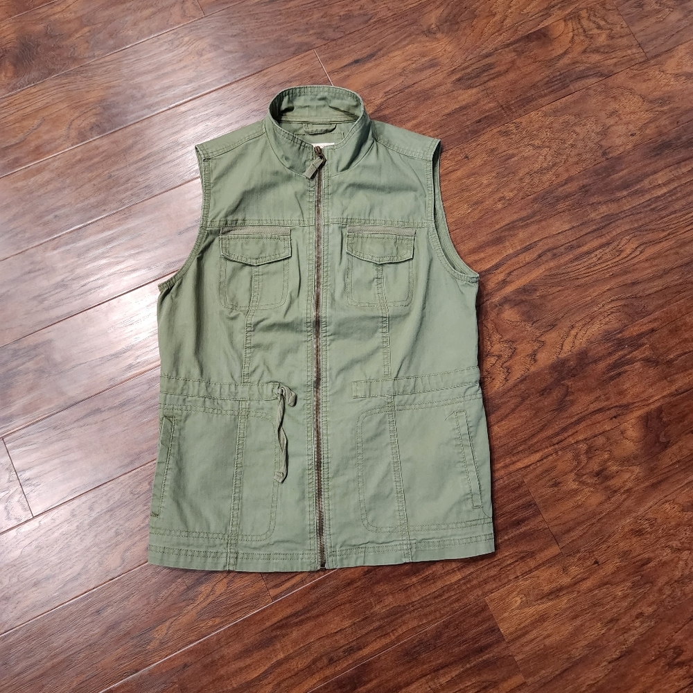 Merona zip up sleeveless utility vest